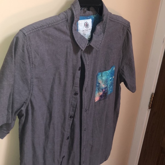 Galaxy Pocket Button down Short sleeve Shirt /ON THE BYAS - Picture 5 of 5